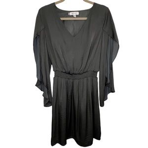 Jennifer Lopez black mini open arms v-neck dress size medium *